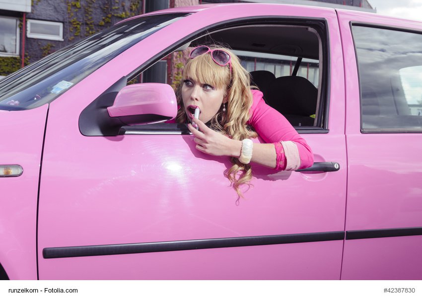 blogpost-hauptsache-huebsch blogpost-hauptsache-huebsch-frau-lippenstift